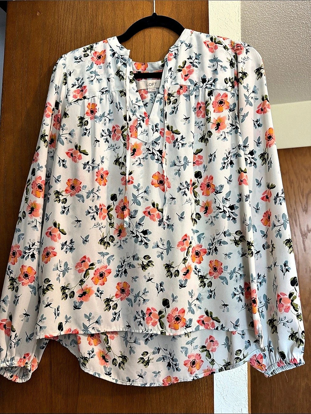 LOFT Floral Blouse White & Pink